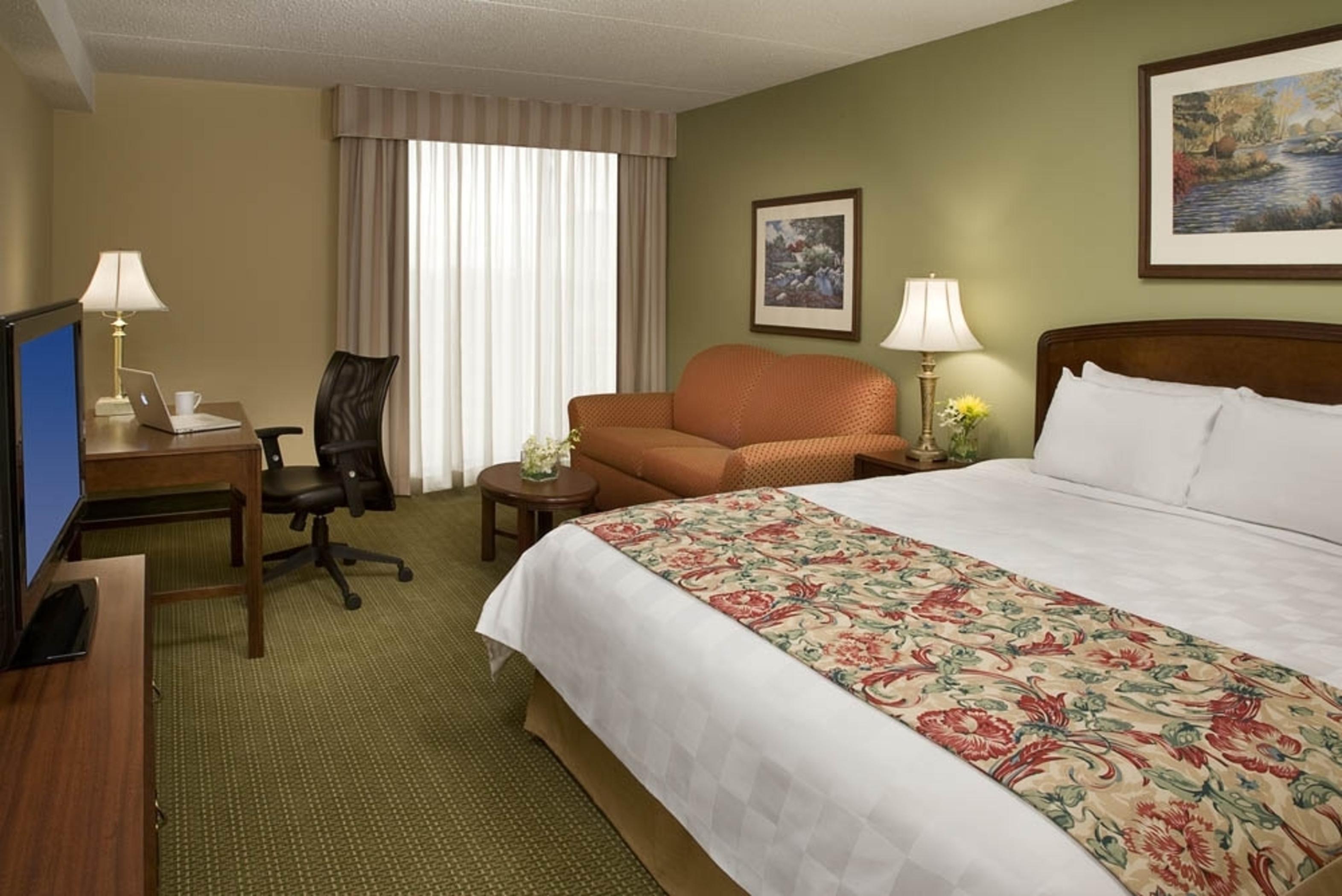 Hotel Carlingview Toronto Airport Mississauga Room photo